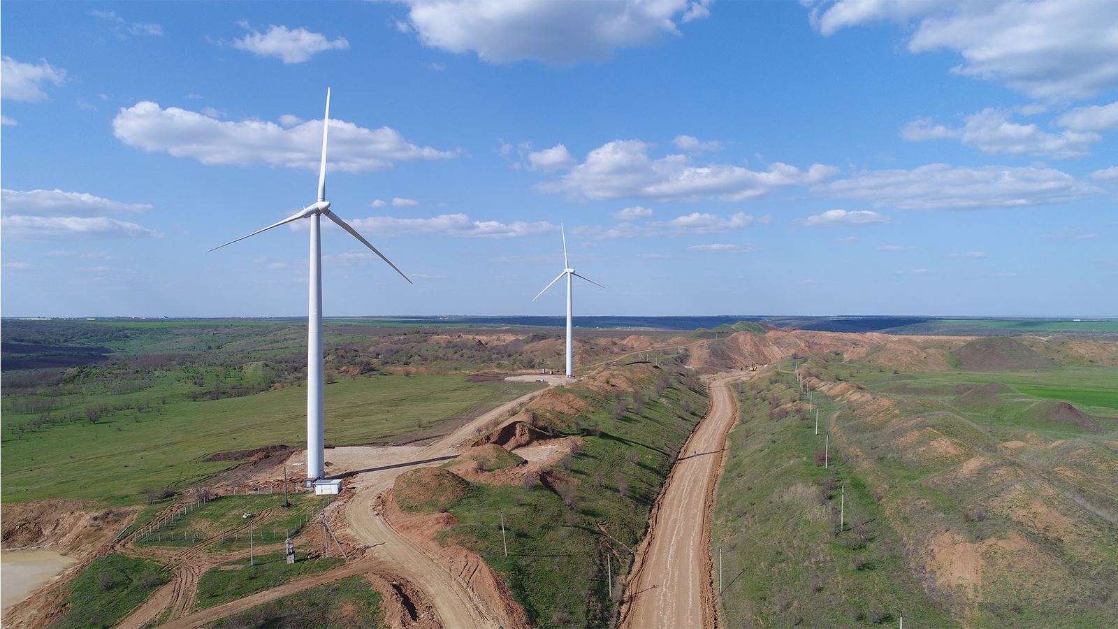 Parc eolian construit în Republica Moldova — vedere aeriană
